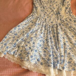 Sky to Moon Floral Blue and White Mini Dress with Lace, S